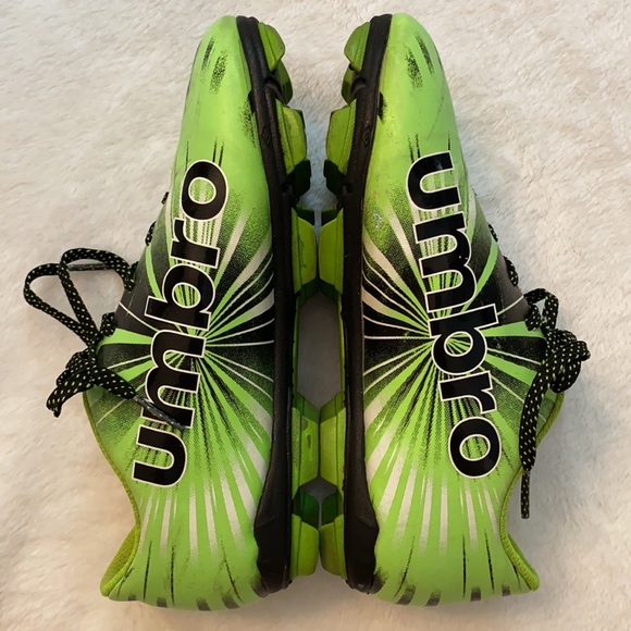 Umbro Soccer Cleats⚽️